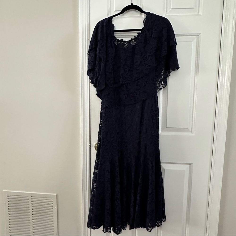 Elegant Navy Blue Long Lace Dress
